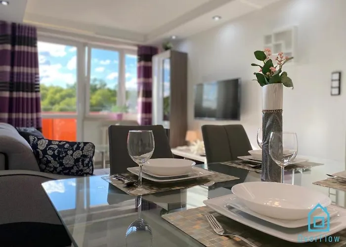 Violet Apartment - 10 Min To Old Town Gdansk,Pkp & Shopping Mall